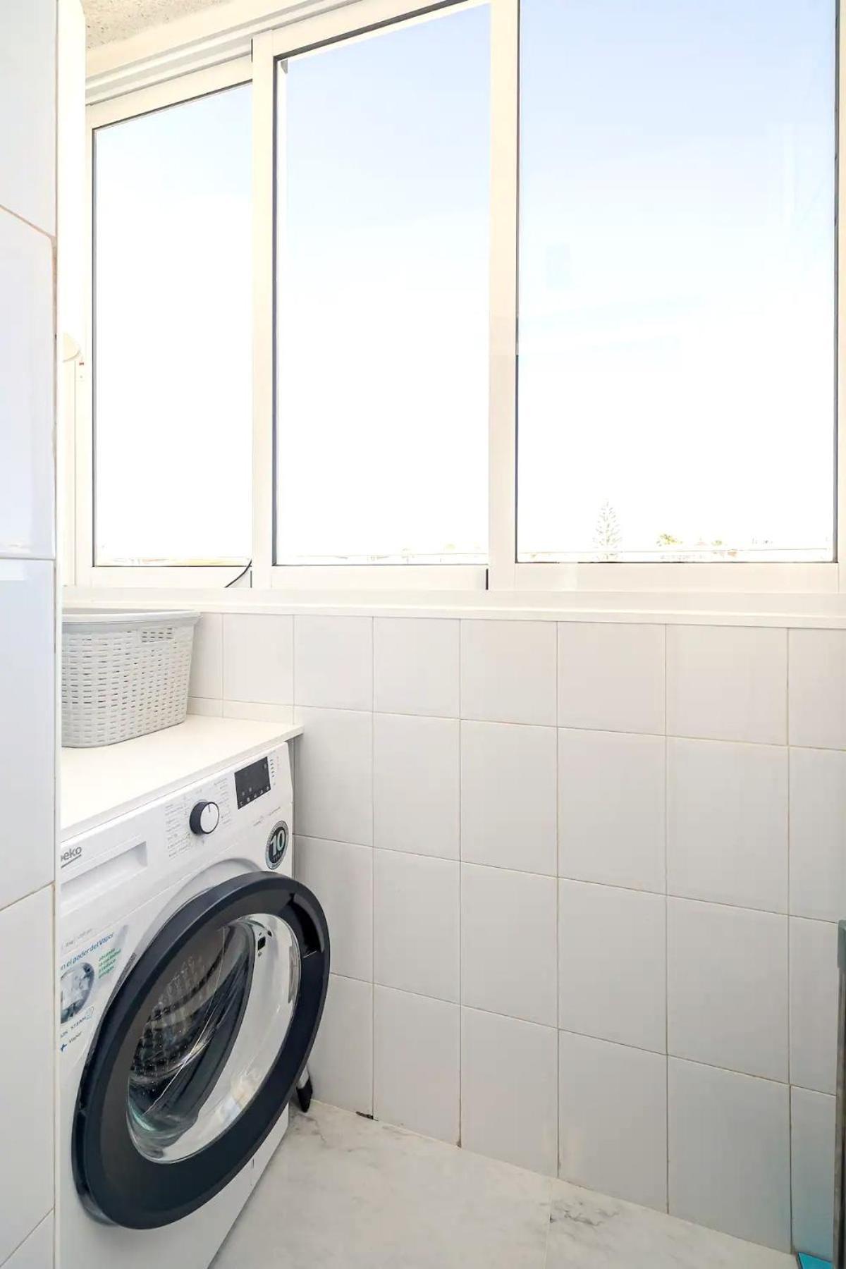 Апартаменты Penthouse Bellavista With Sea Views Торевьиа Экстерьер фото
