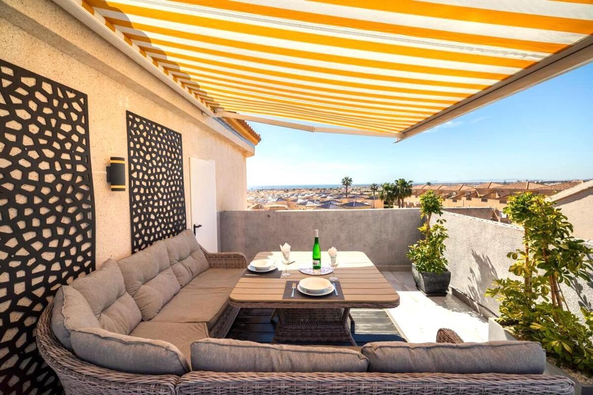 Апартаменты Penthouse Bellavista With Sea Views Торевьиа Экстерьер фото